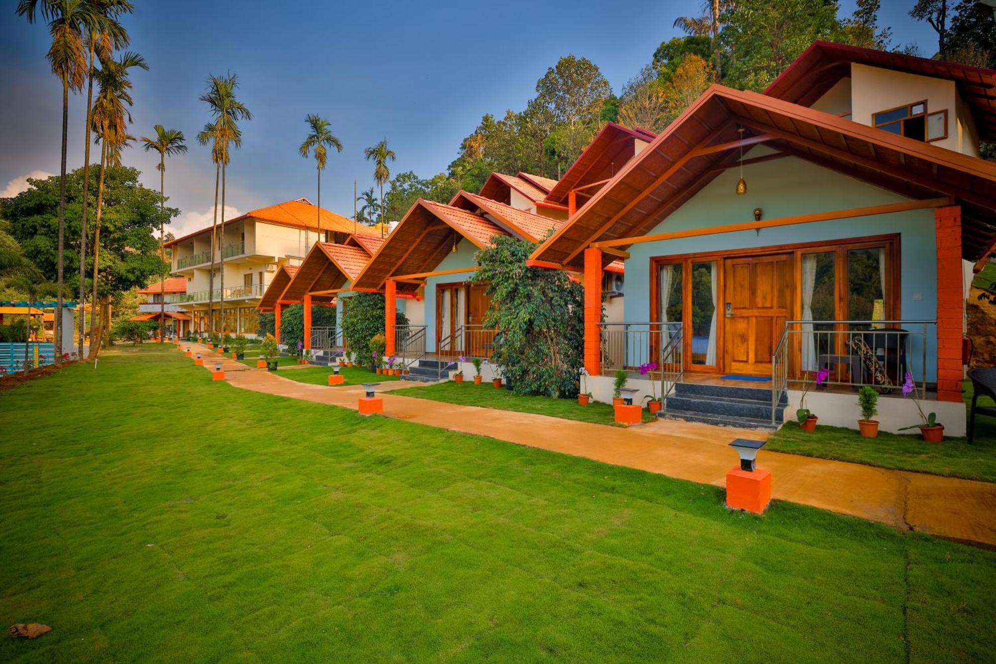 Hill Crest Resort - Coorg Madikeri Bagian luar foto